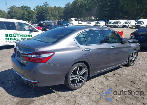 2017 Honda Accord Touring V6 z USA, uszkodzony, nr VIN 1HGCR3F91HA015950